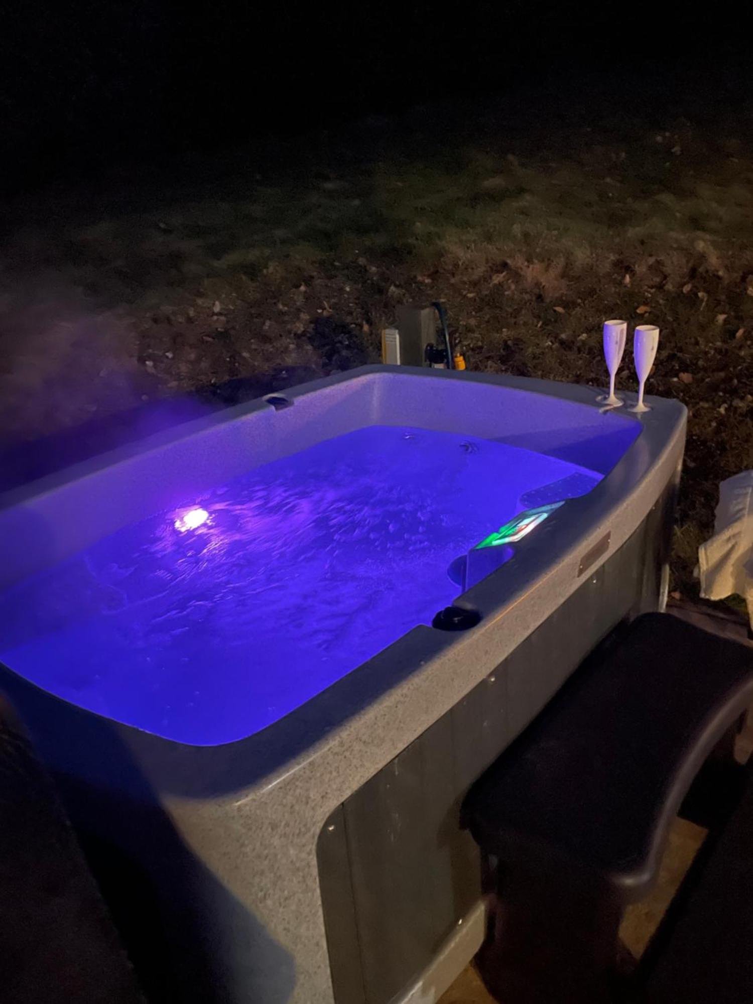 The Retreat, Own Hot Tub, Romantic Escape, Near Lyme Regis Eksteriør billede