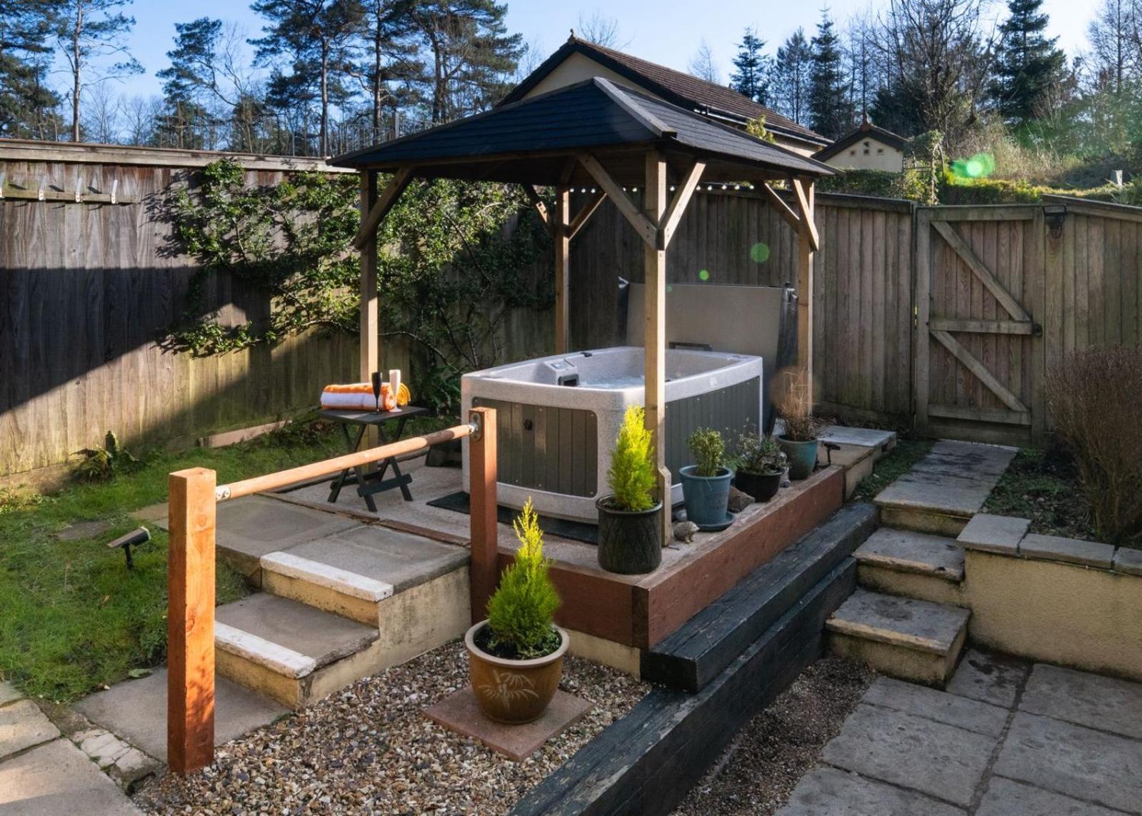 The Retreat, Own Hot Tub, Romantic Escape, Near Lyme Regis Eksteriør billede